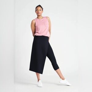 Betabrand‎ The Sassiest Pants Black Pants with Skirt Overlay Size Xsmall